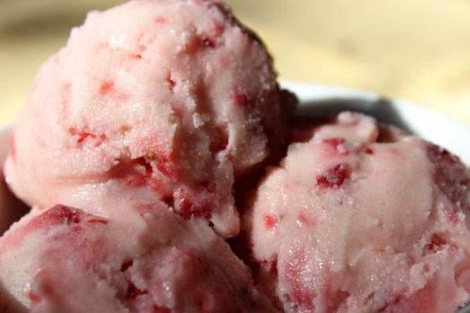 Strawberry Frozen Yogurt