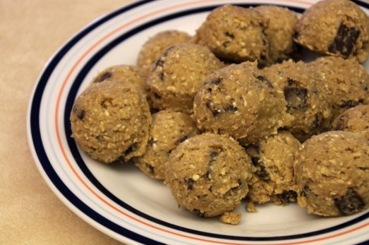 Oatmeal Chocolate Chunk Cookies {{Baking Bytes}}