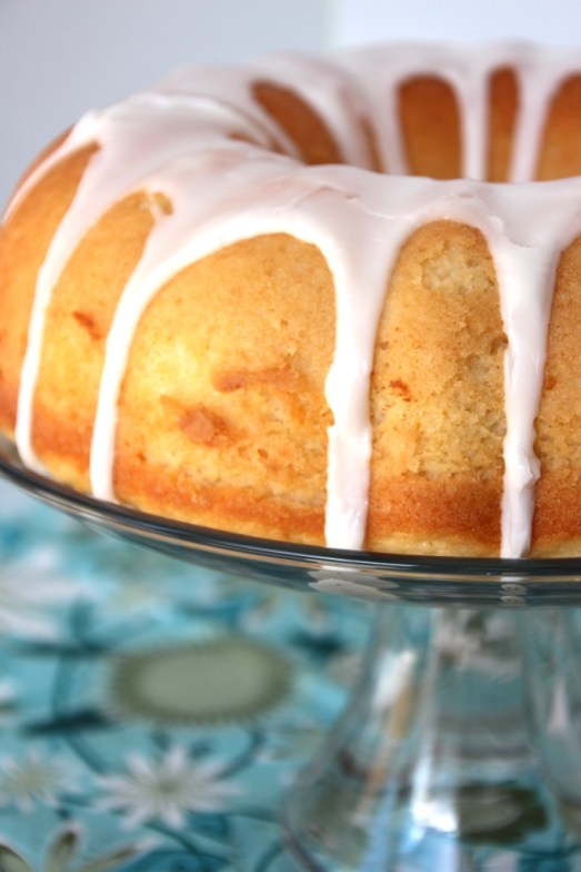 Lemon Bundt Cake {{Baking Bytes}}