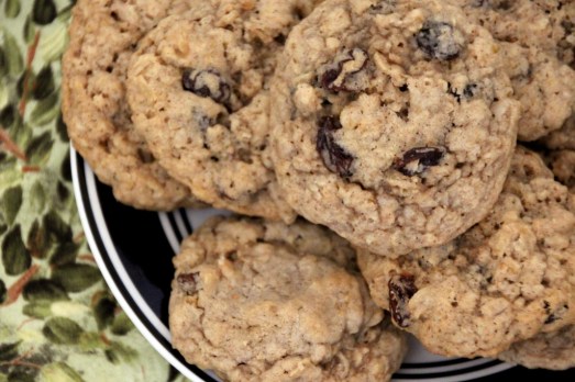 Oatmeal Raisin Cookies {{Baking Bytes}}