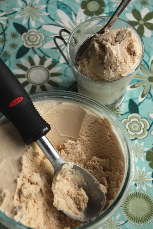 Chai Latte Ice Cream {{Baking Bytes}}