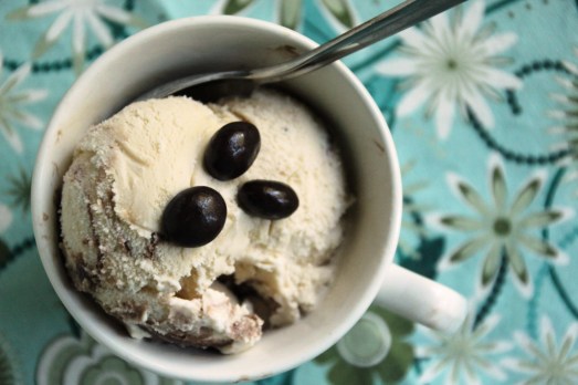 Coffee Fudge Ripple Ice Cream {{Baking Bytes}}