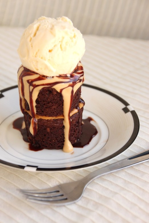 Mini Peanut Butter Torte a la Mode {{Baking Bytes}}