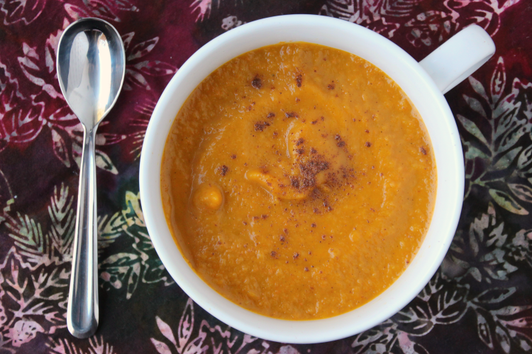 Chai Butternut Squash Soup {{Baking Bytes}}