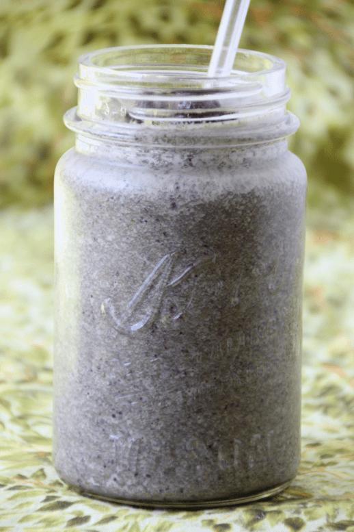 Blueberry Cardamom Smoothie {{Baking Bytes}}